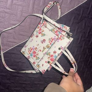 Steve Madden Mini floral purse